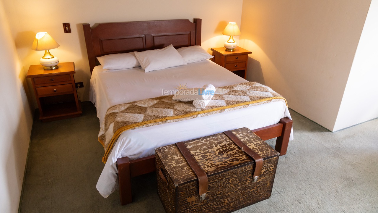 Casa para alquiler de vacaciones em Campos do Jordão (Vila Inglesa)