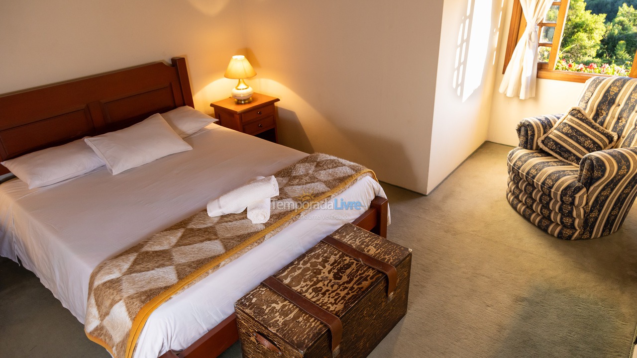 Casa para alquiler de vacaciones em Campos do Jordão (Vila Inglesa)