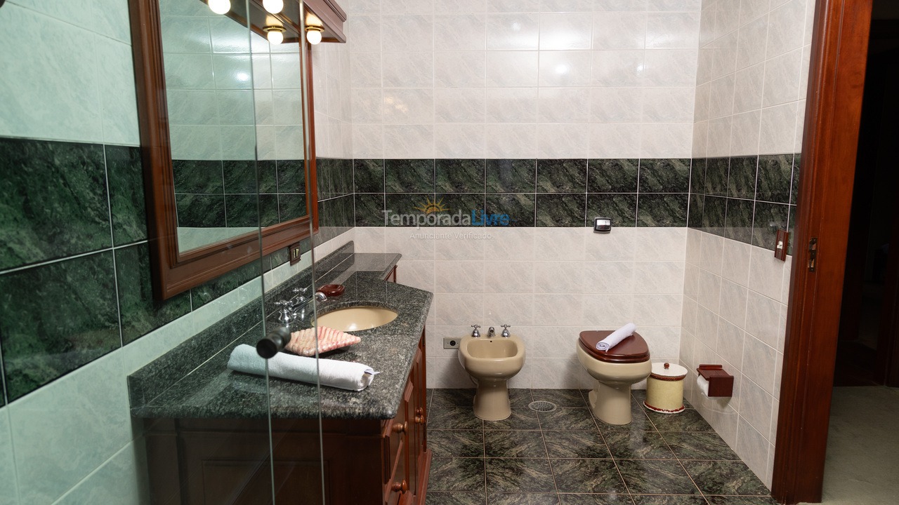 Casa para alquiler de vacaciones em Campos do Jordão (Vila Inglesa)