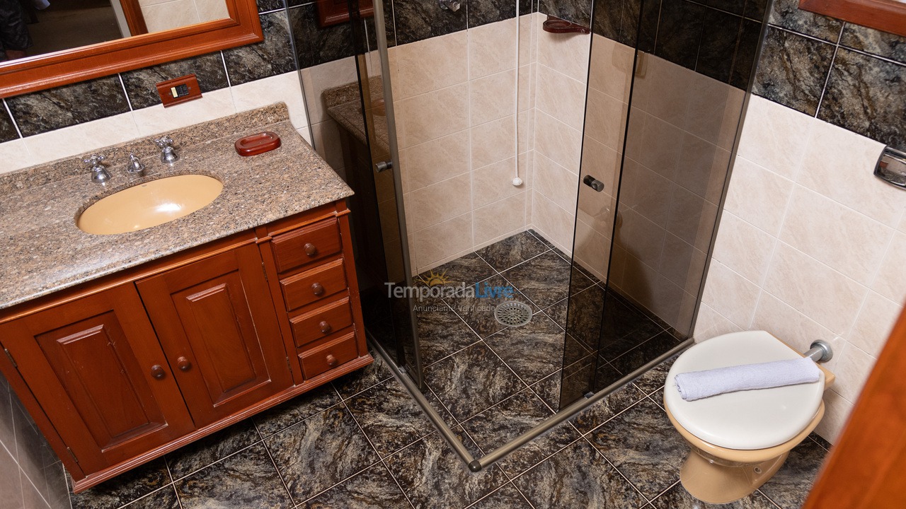 Casa para alquiler de vacaciones em Campos do Jordão (Vila Inglesa)