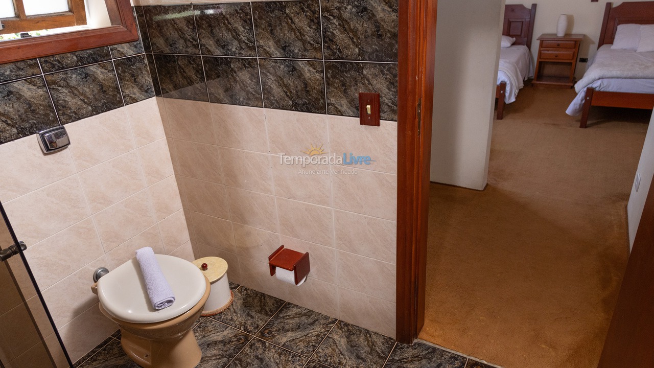 Casa para alquiler de vacaciones em Campos do Jordão (Vila Inglesa)