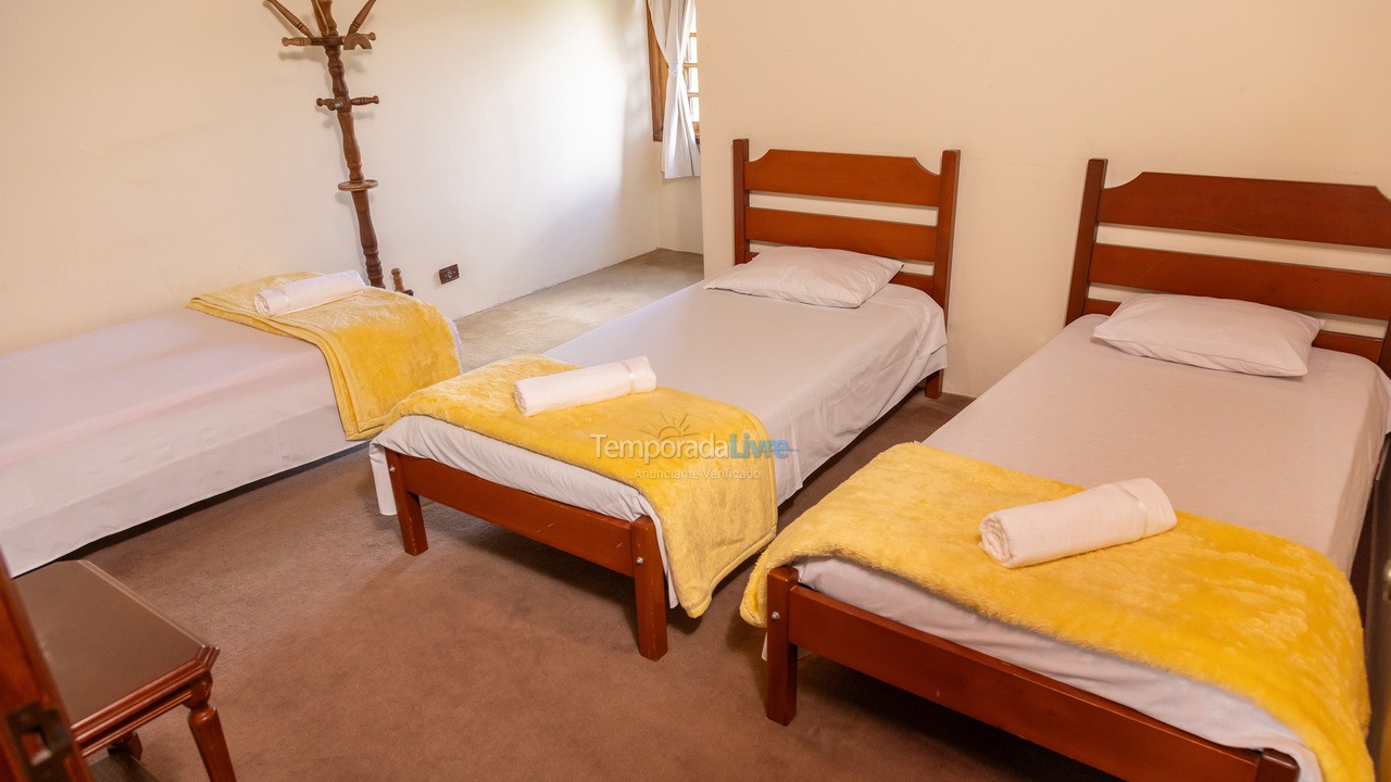 Casa para alquiler de vacaciones em Campos do Jordão (Vila Inglesa)