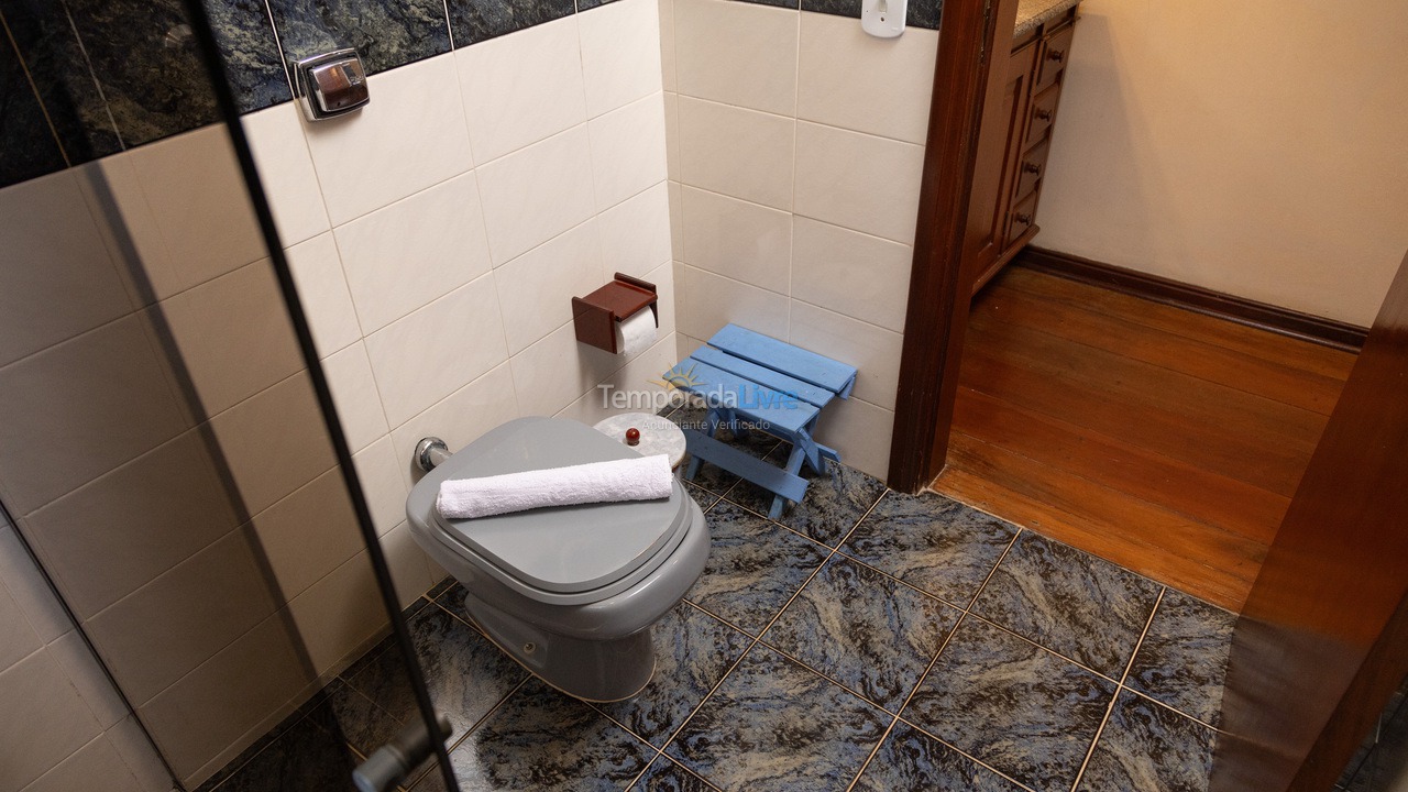 Casa para alquiler de vacaciones em Campos do Jordão (Vila Inglesa)