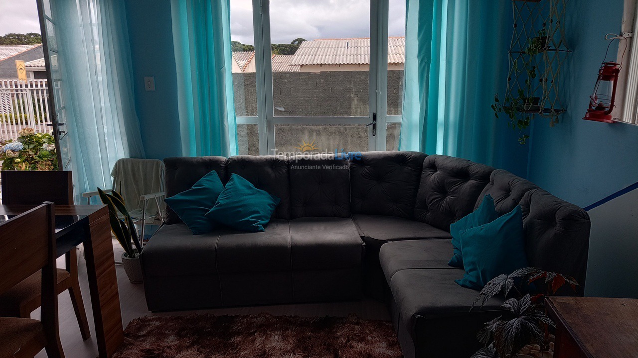 Casa para aluguel de temporada em Piraquara (Jardim Santa Monica)