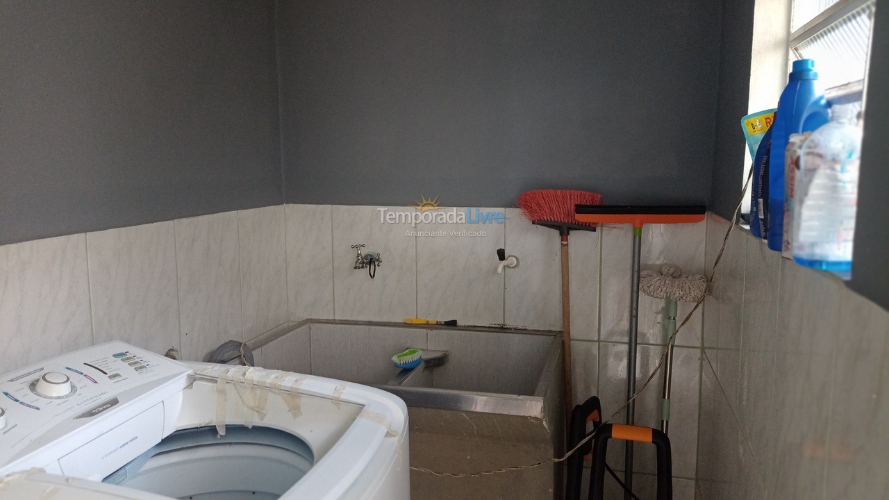 Casa para aluguel de temporada em Piraquara (Jardim Santa Monica)