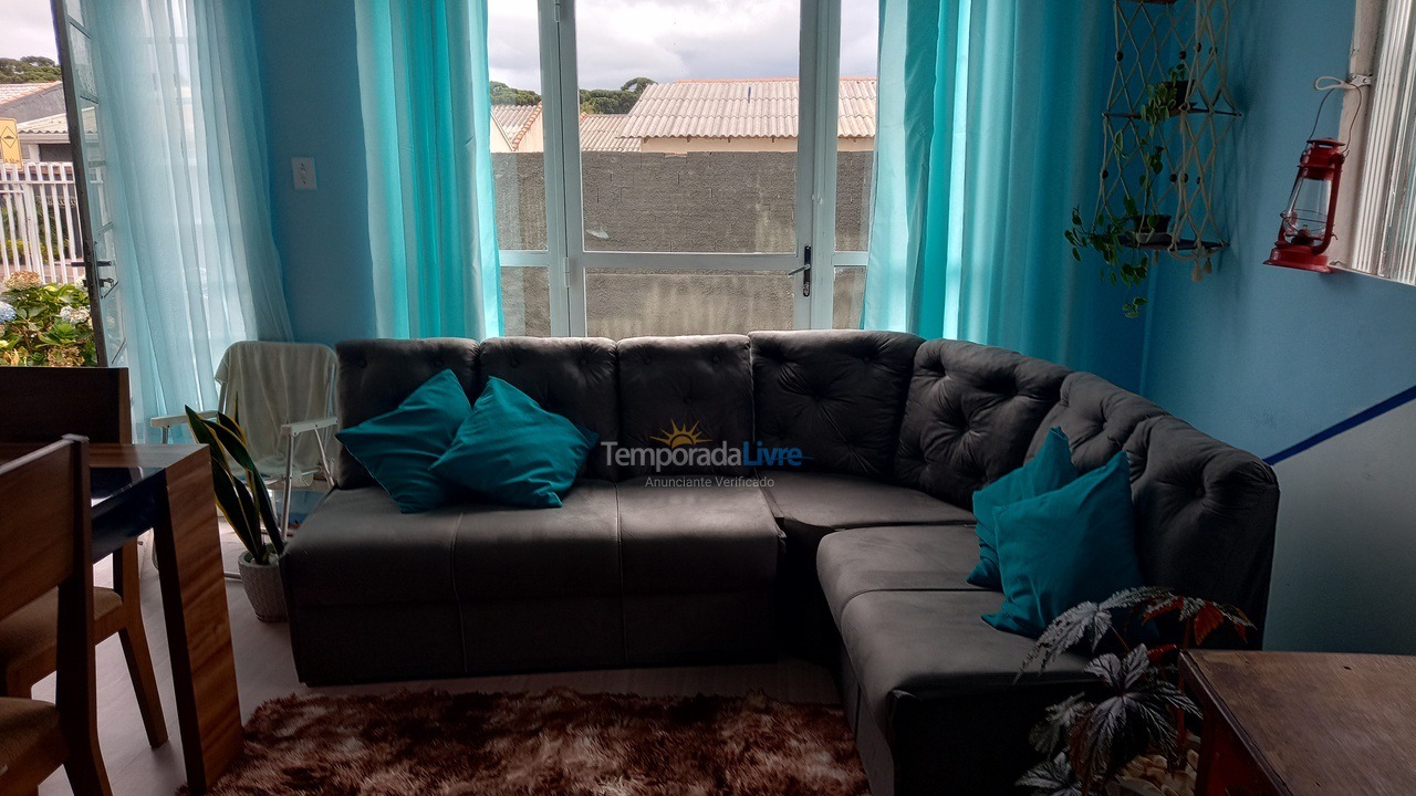 Casa para aluguel de temporada em Piraquara (Jardim Santa Monica)