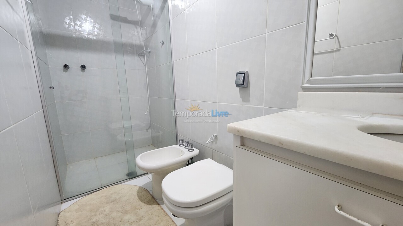 Casa para aluguel de temporada em Guarujá (Enseada)