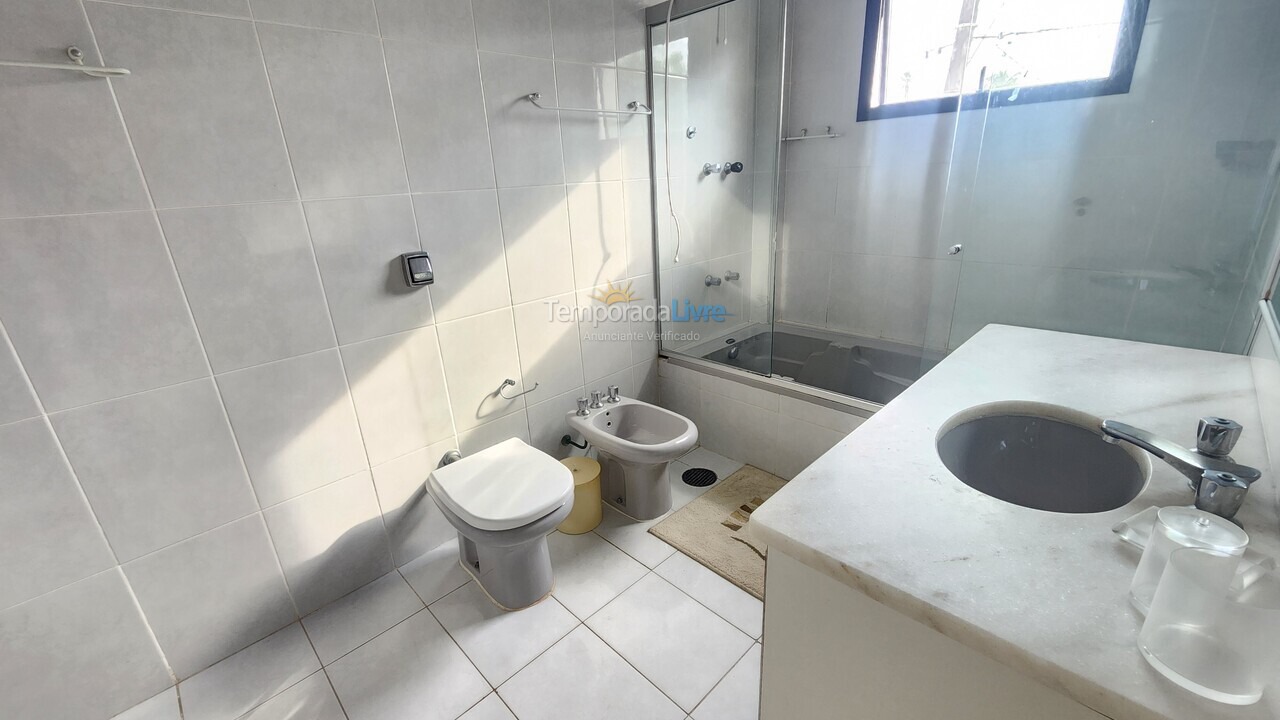 Casa para aluguel de temporada em Guarujá (Enseada)