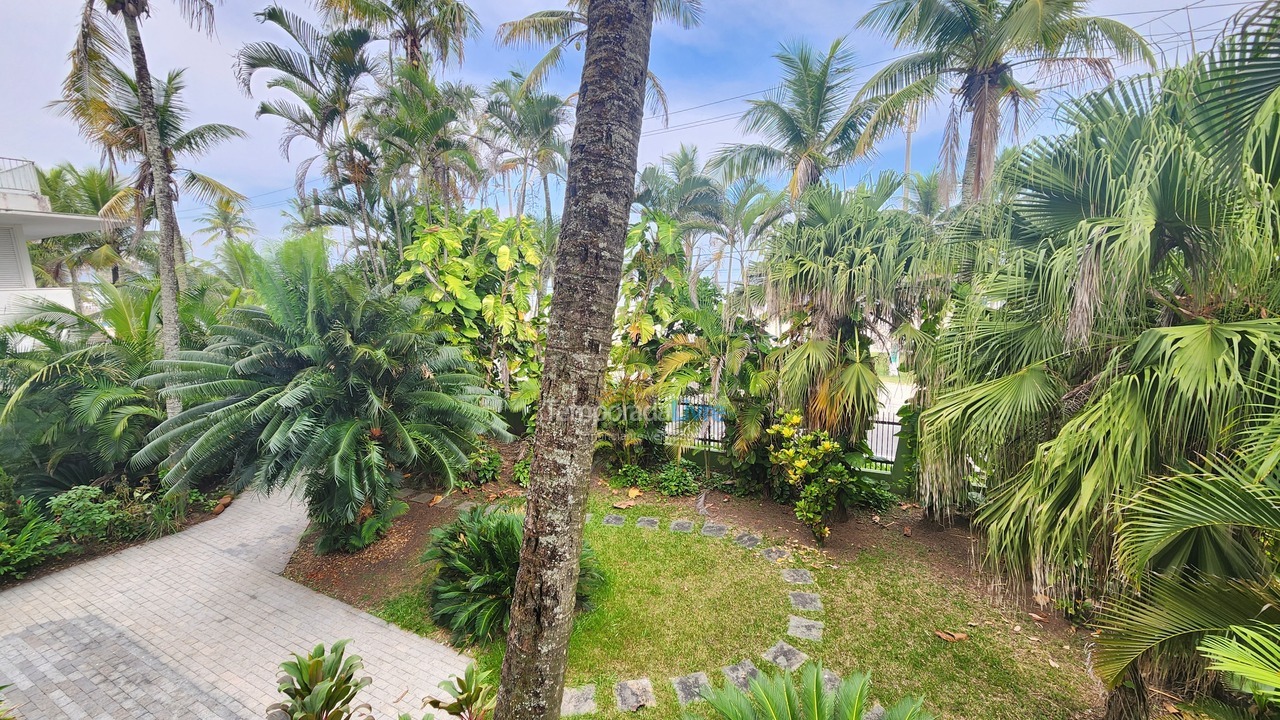 Casa para aluguel de temporada em Guarujá (Enseada)