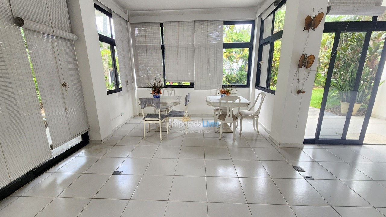 Casa para aluguel de temporada em Guarujá (Enseada)