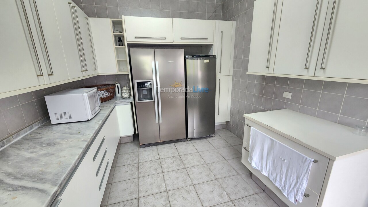 Casa para aluguel de temporada em Guarujá (Enseada)