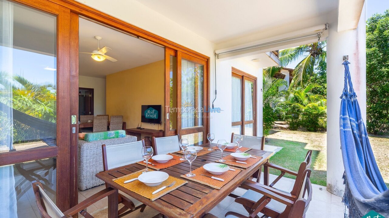 Apartamento para aluguel de temporada em Mata de São João (Imbassaí)