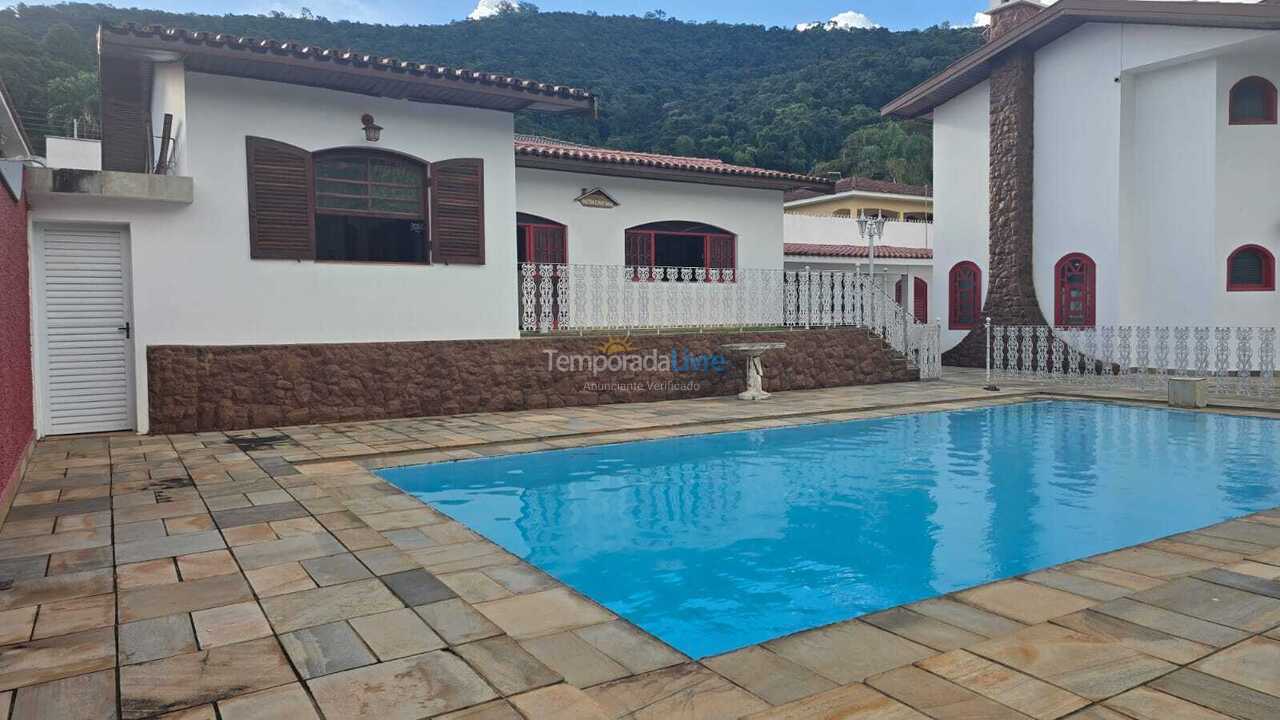 Casa para aluguel de temporada em águas de Lindóia (Centro)