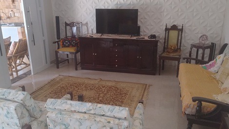 Cozy beach house near the sea