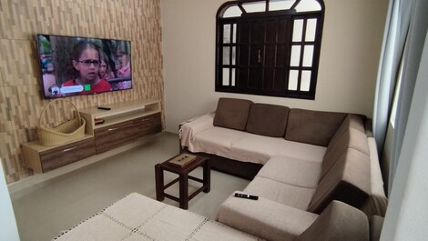 Cód.D003-Casa 4 suítes c/ar, 15 pessoas, piscina hidromassagem, Centro