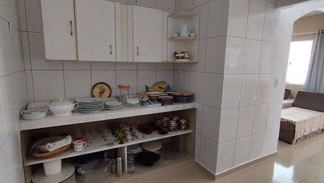 Cód.D003-Casa 4 suítes c/ar, 15 pessoas, piscina hidromassagem, Centro