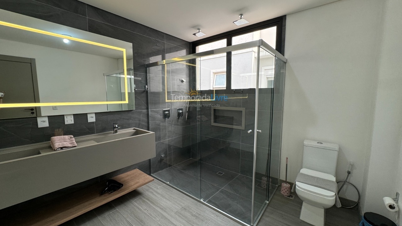 Casa para alquiler de vacaciones em Florianopolis (Jurerê Internacional)