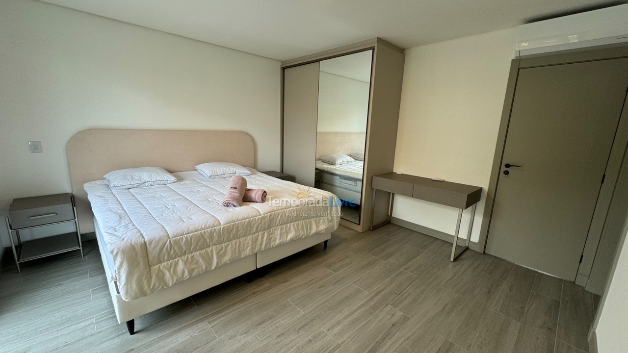 Casa para alquiler de vacaciones em Florianopolis (Jurerê Internacional)