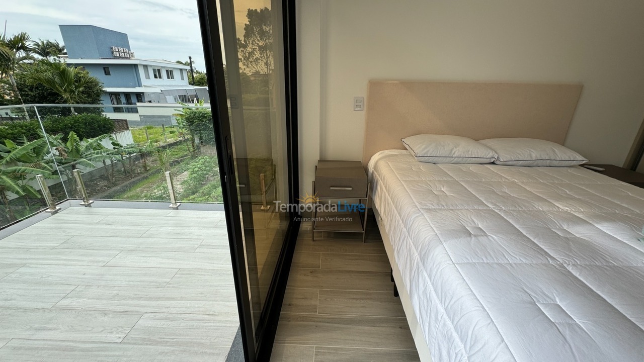 Casa para alquiler de vacaciones em Florianopolis (Jurerê Internacional)