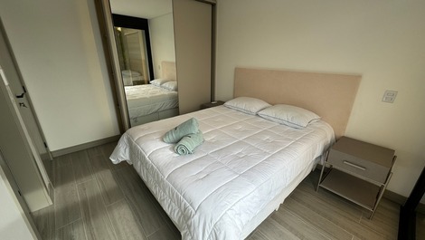 Casa NUEVA, 4 suites, excelente ubicación, Jurerê Internacional!