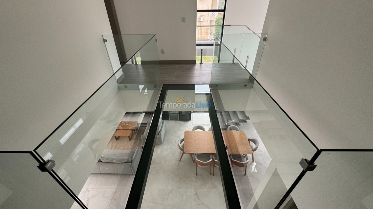 Casa para alquiler de vacaciones em Florianopolis (Jurerê Internacional)