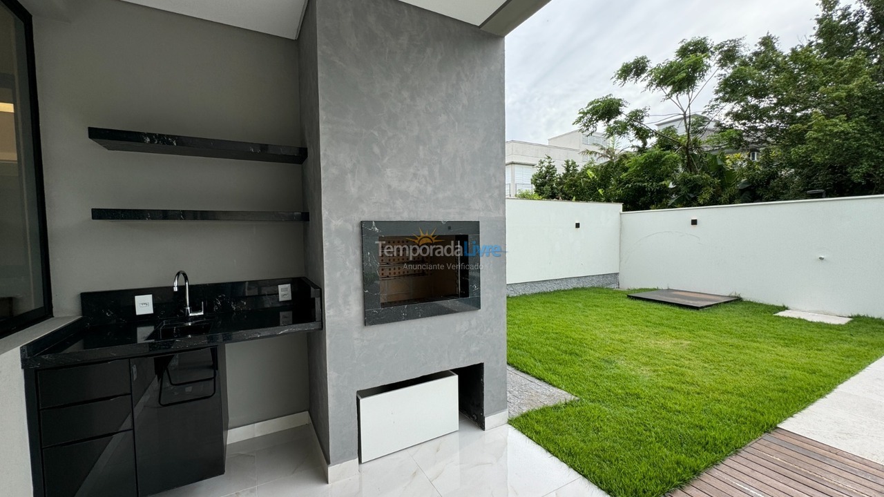 Casa para alquiler de vacaciones em Florianopolis (Jurerê Internacional)