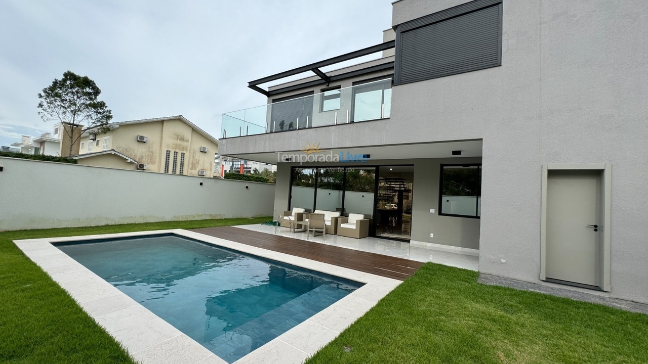 Casa para alquiler de vacaciones em Florianopolis (Jurerê Internacional)