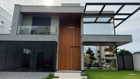 Casa para alquilar en Florianopolis - Jurerê Internacional