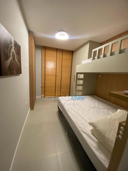 Apartamento para aluguel de temporada em Bombinhas (Canto Grande)