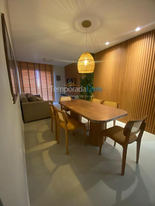 Apartamento para aluguel de temporada em Bombinhas (Canto Grande)