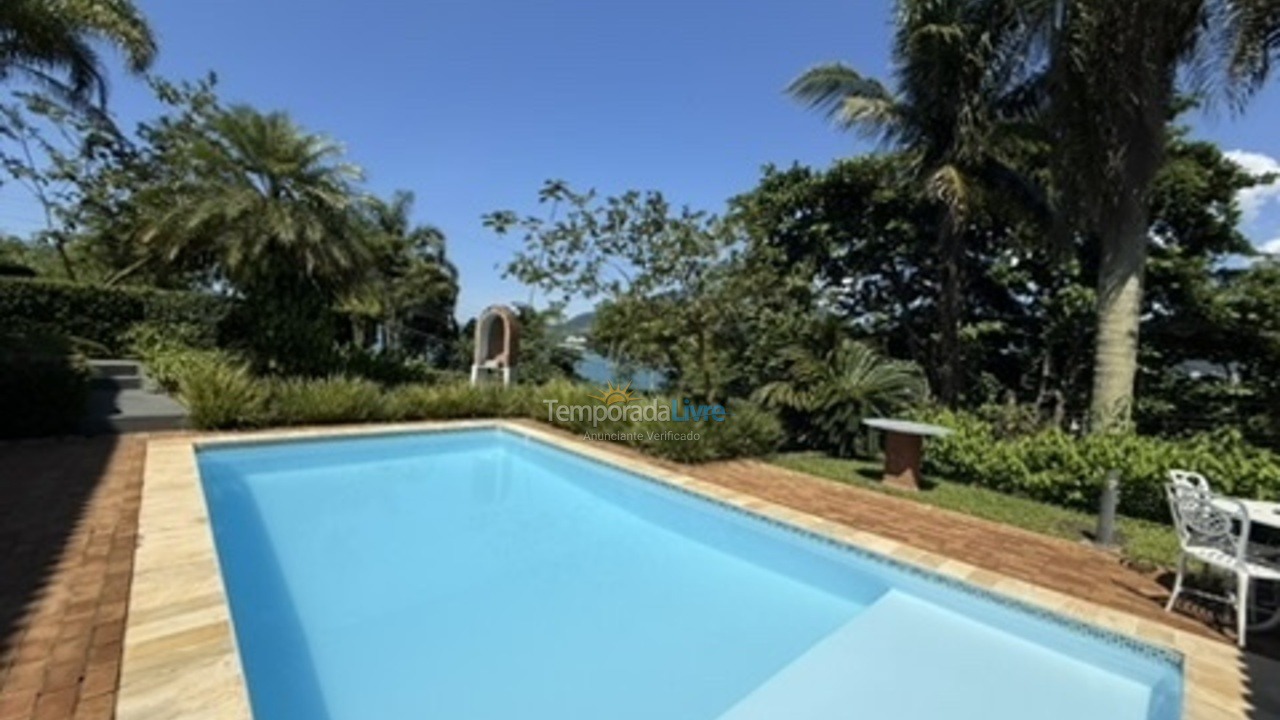 House for vacation rental in Ubatuba (Praia do Tenório)