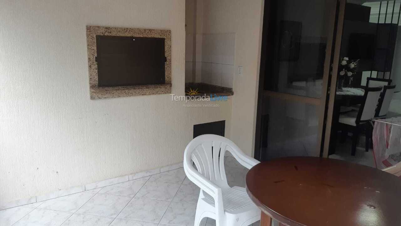 Apartamento para alquiler de vacaciones em Itapema (Meia Praia)