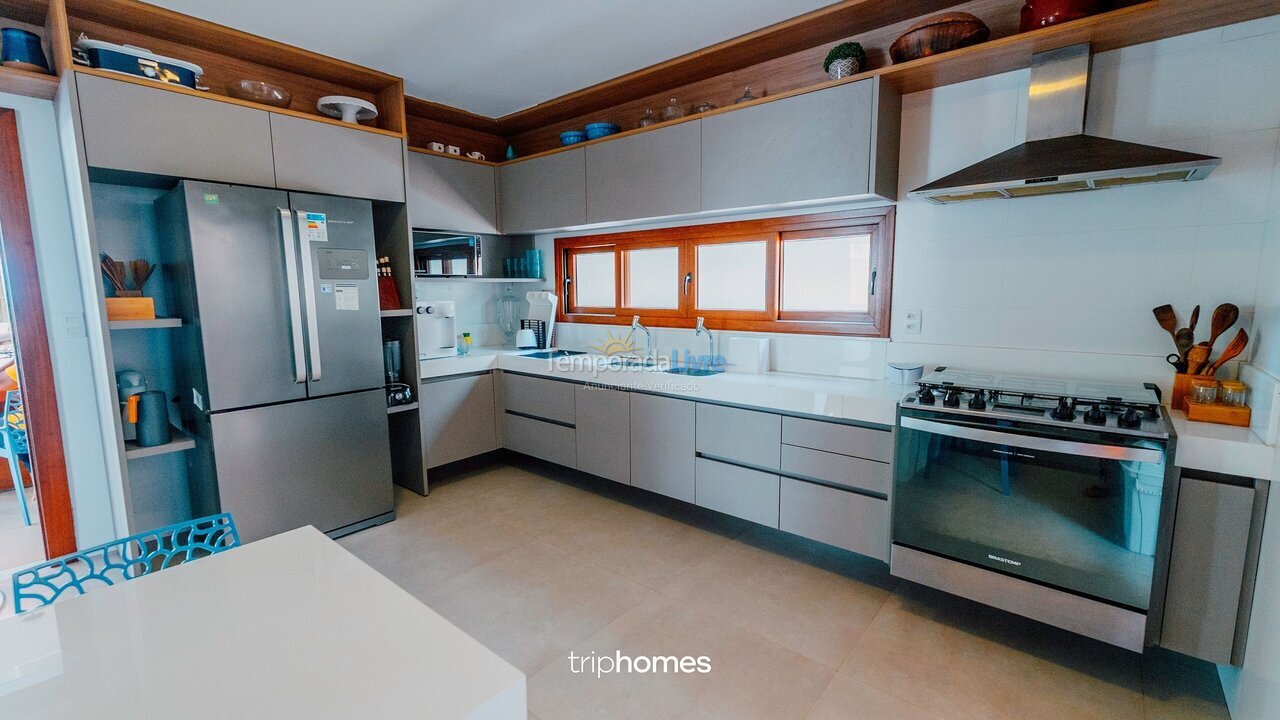 Casa para aluguel de temporada em Camaçari (Praia de Guarajuba)