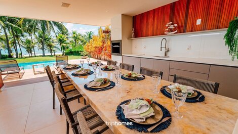 Casa Prime Pé na Areia em Guarajuba-BA