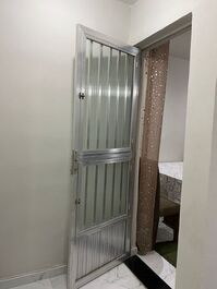 Casa cerca de la feria de géneros de punto y del centro comercial Caxias