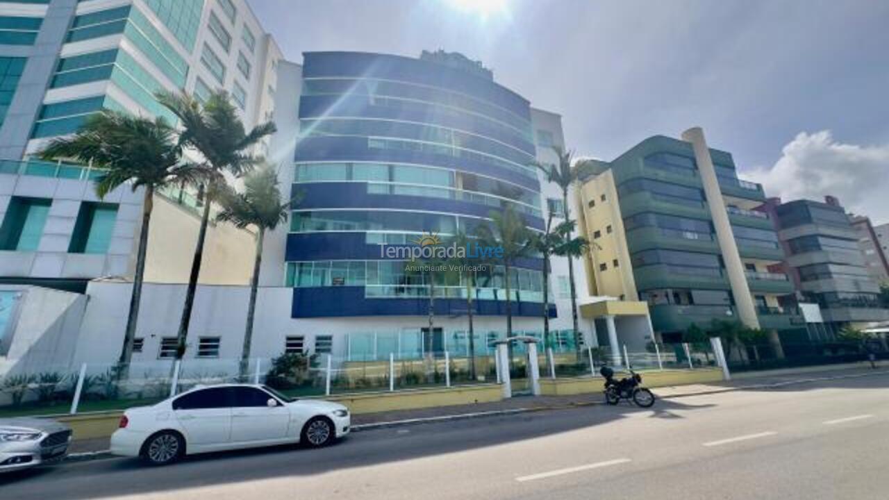 Casa para aluguel de temporada em Itapema (Centro)