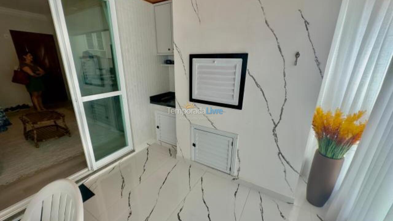 Casa para aluguel de temporada em Itapema (Centro)