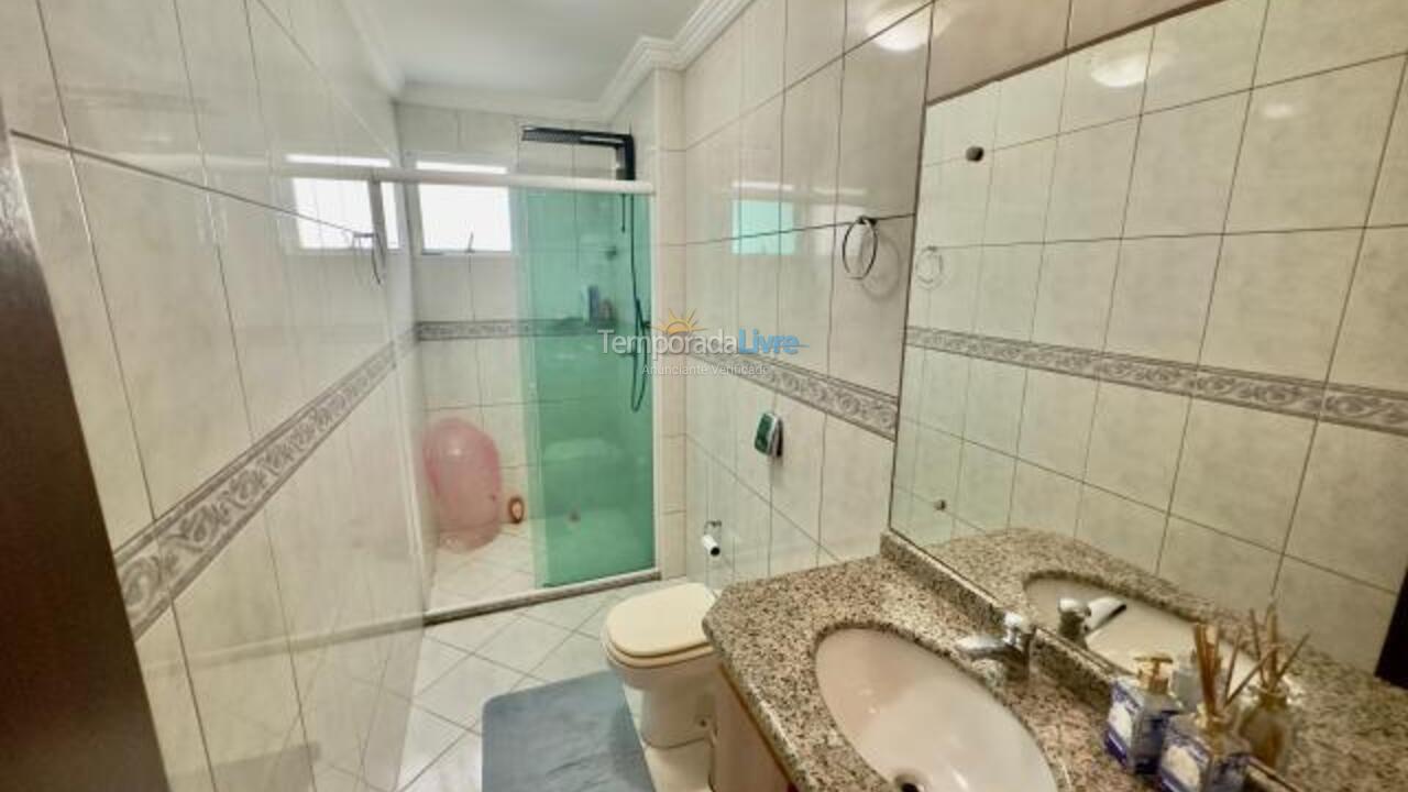 Casa para aluguel de temporada em Itapema (Centro)