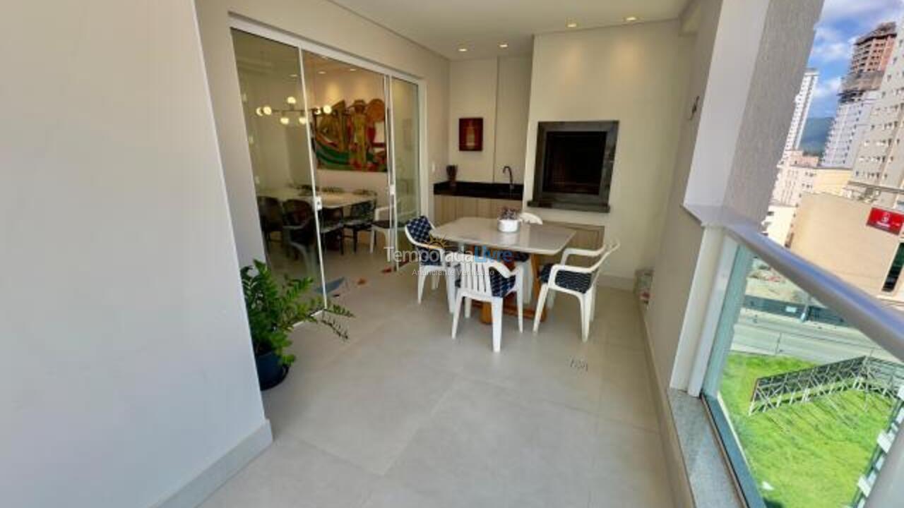 Apartment for vacation rental in Itapema (Meia Praia)