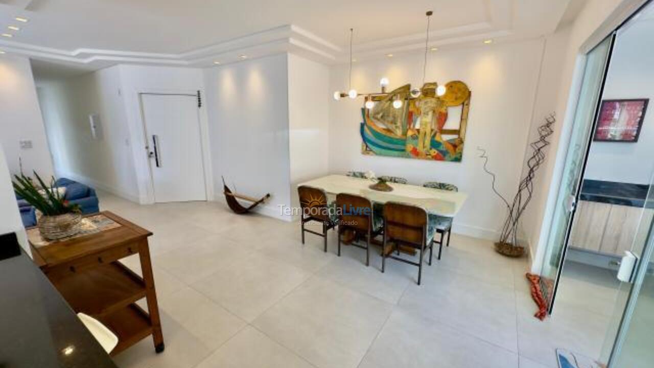 Apartment for vacation rental in Itapema (Meia Praia)