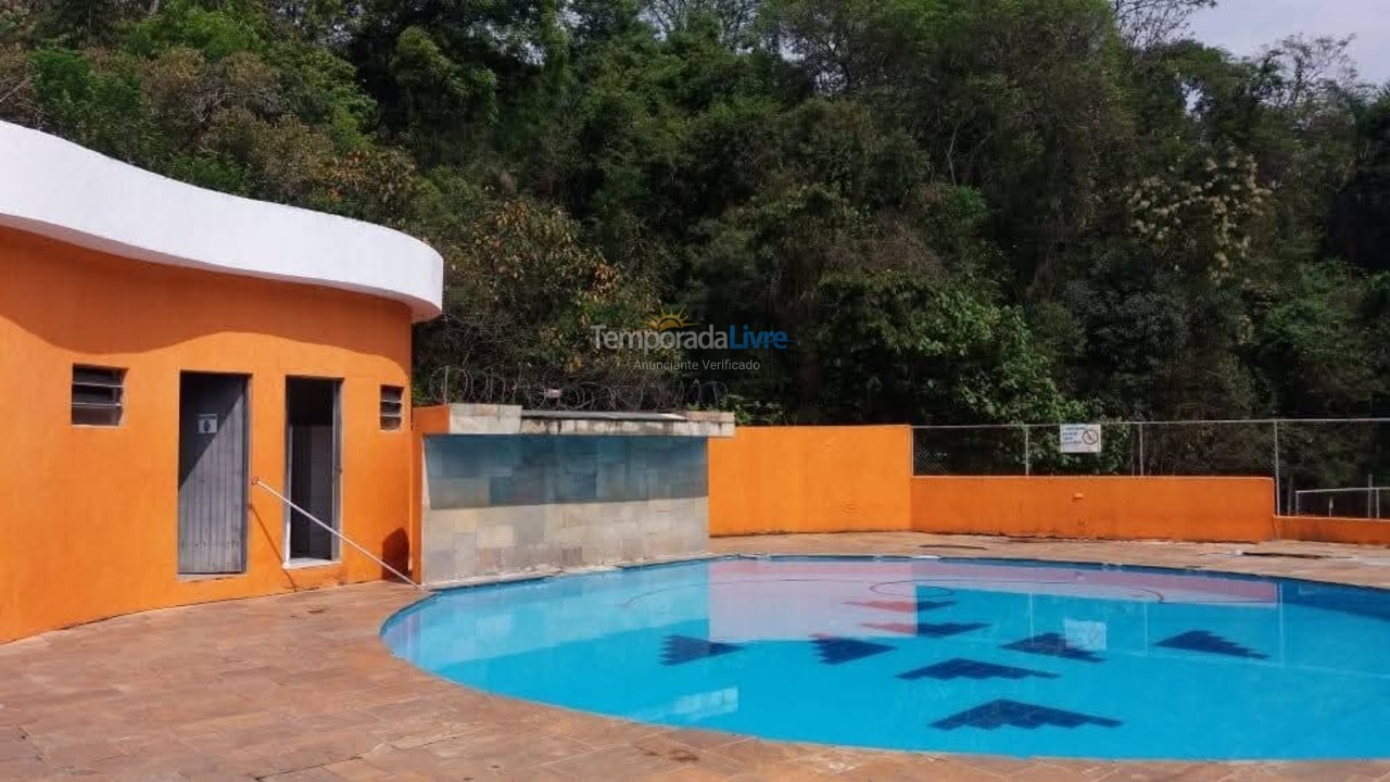 Ranch for vacation rental in Francisco Morato (Bairro águas da Cascata)