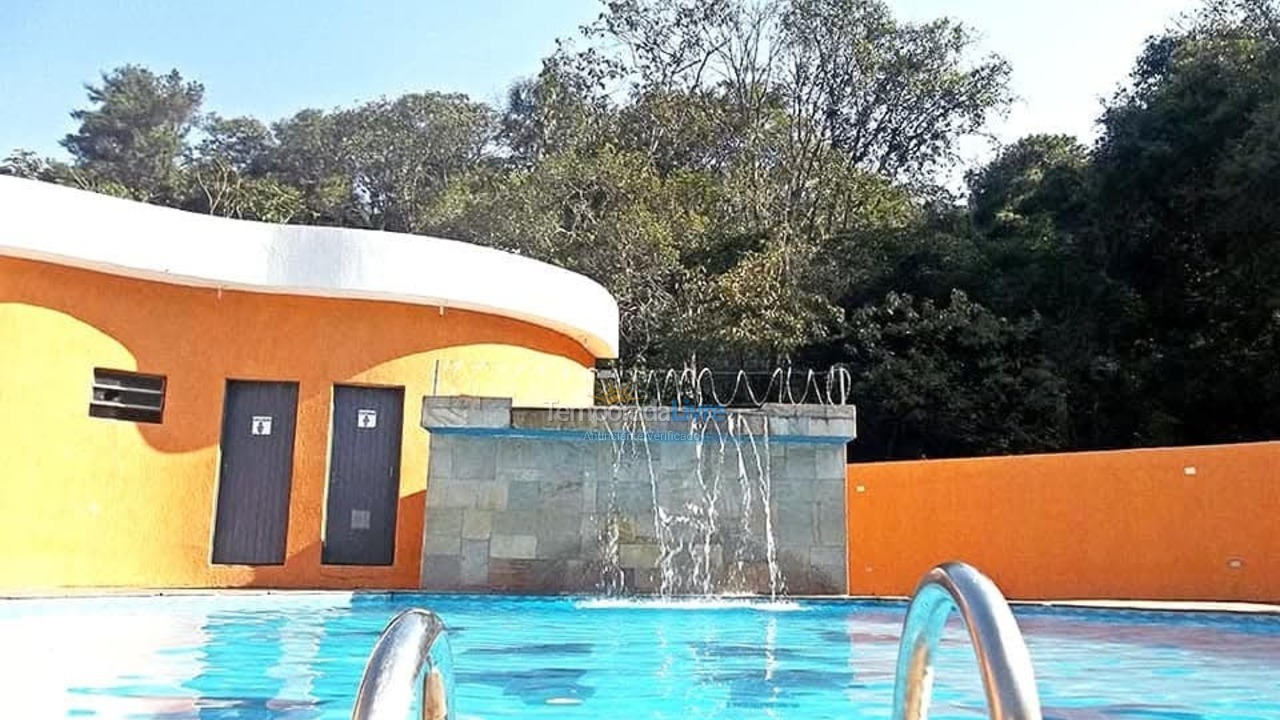 Ranch for vacation rental in Francisco Morato (Bairro águas da Cascata)