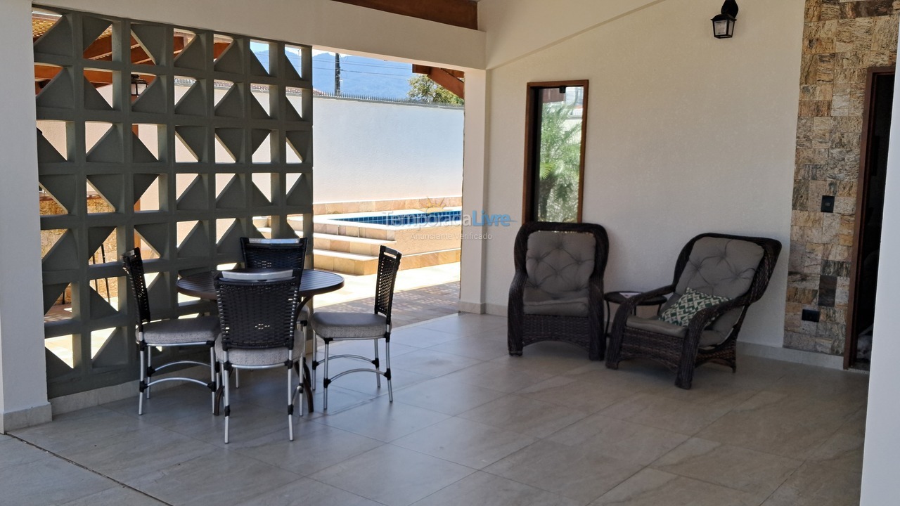 Casa para aluguel de temporada em Caraguatatuba (Indaiá)