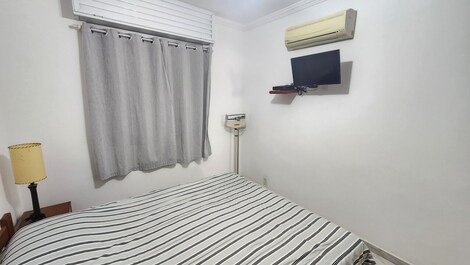 2 bedroom apartment with air conditioning, Pitangueiras, 1 parking space, beach service