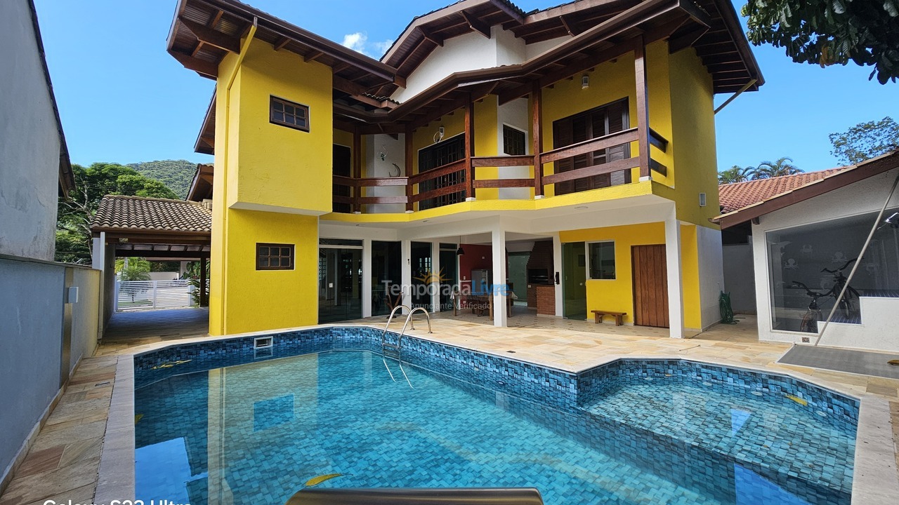 Casa para aluguel de temporada em Ubatuba (Lagoinha)