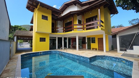 Casa para alugar em Ubatuba - Lagoinha