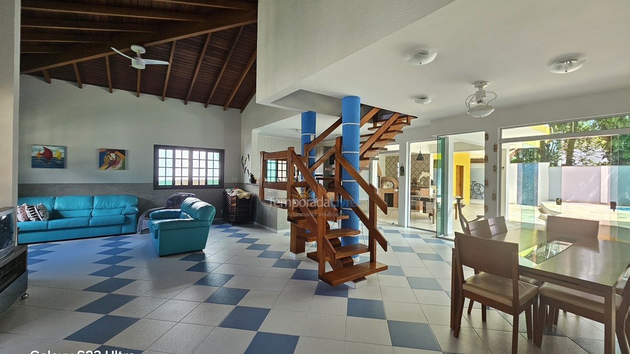 Casa para aluguel de temporada em Ubatuba (Lagoinha)