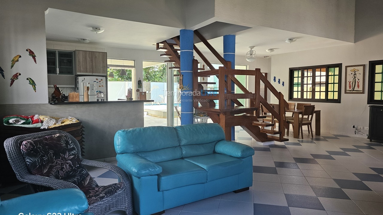 Casa para aluguel de temporada em Ubatuba (Lagoinha)