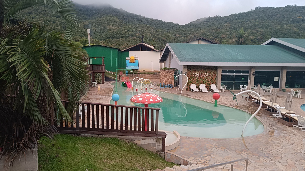 Chácara / sítio para aluguel de temporada em Campina Grande do Sul (Capivari Ecoresort)