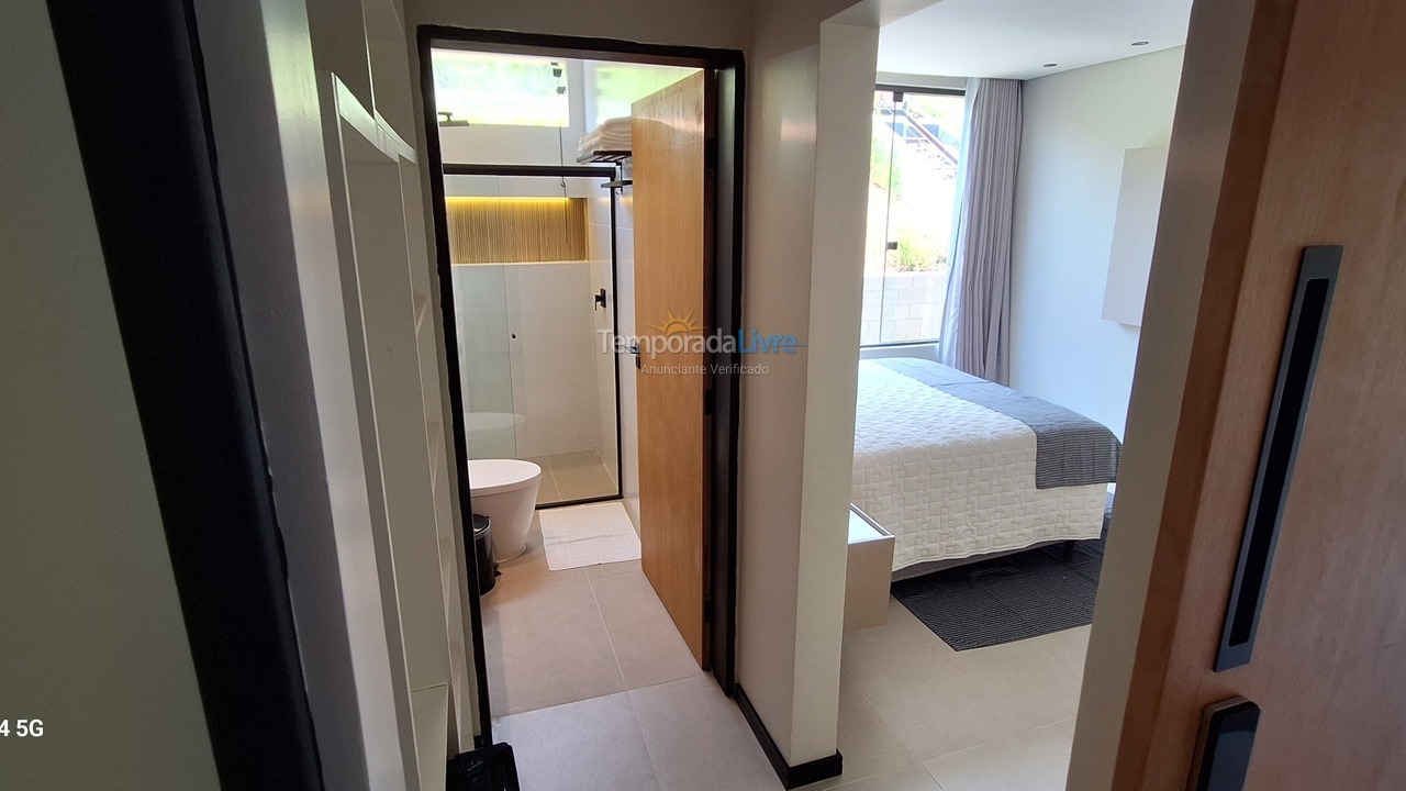 Casa para aluguel de temporada em Ilhabela (Siriúba)